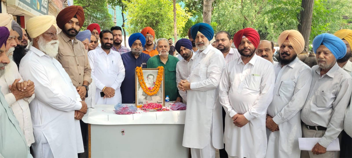 Rajiv Gandhi's important contribution in India's development: Balveer Singh Sidhu
